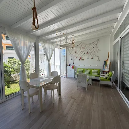 Qerret Flat House Appartement *