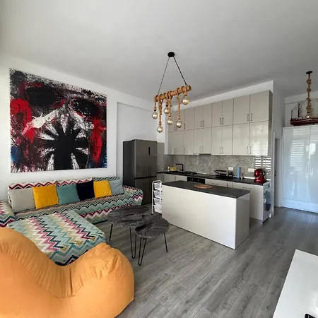 Appartement Qerret Flat House